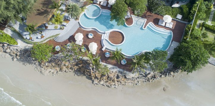 beach-front-villa-in-rayong3-2