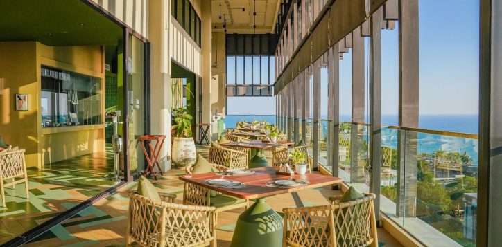 rooftop-bar-in-rayong-5-2